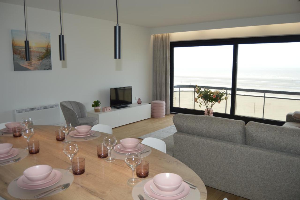 Zeezicht Vanop Het 6 De Verdiep Oostduinkerke Buitenkant foto