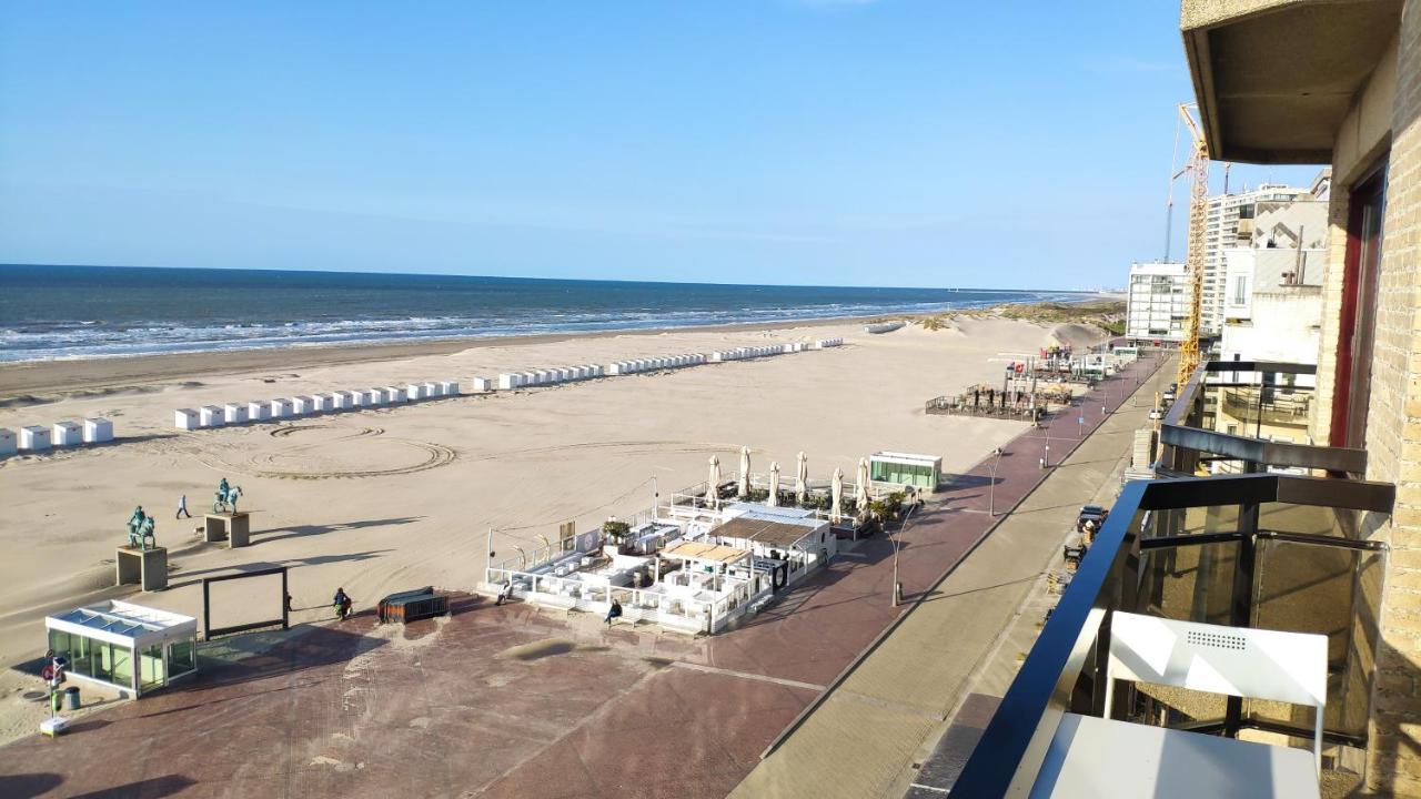 Zeezicht Vanop Het 6 De Verdiep Oostduinkerke Buitenkant foto