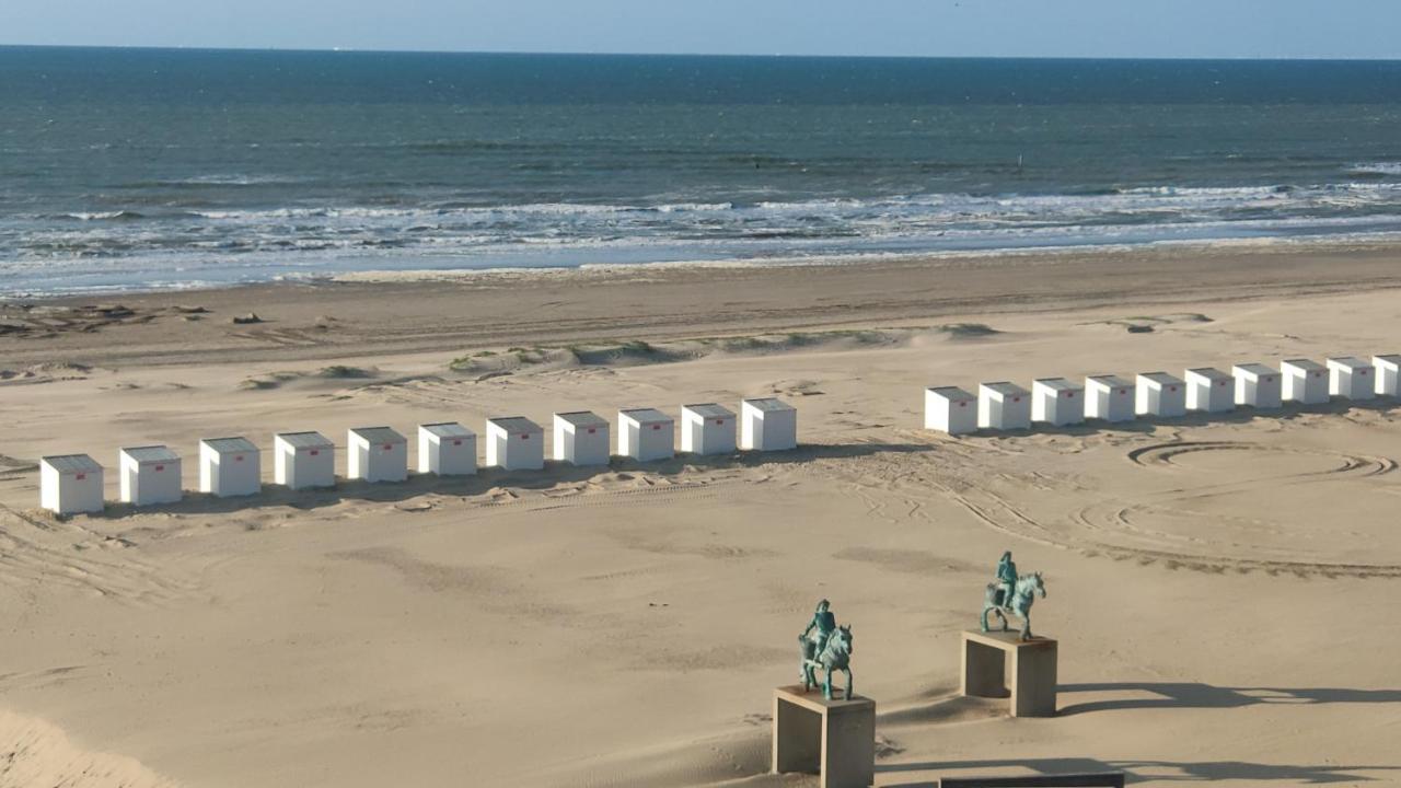 Zeezicht Vanop Het 6 De Verdiep Oostduinkerke Buitenkant foto